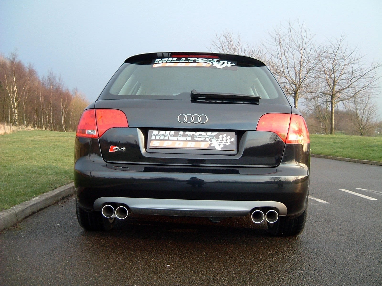 Milltek Audi S4 B7 4.2 V8 quattro resonated(stiller) quad cat-ba